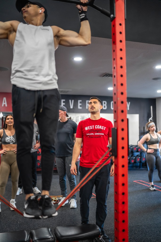 How to Warm Up Before Lifting at Our Salem Oregon Gym